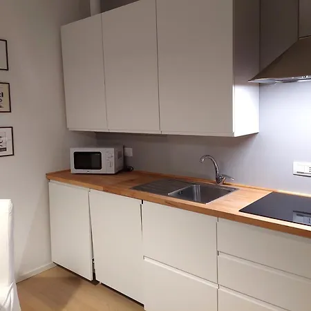 Triestiner Chic شقة ترييستي